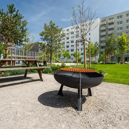 Urban & Green By Ambiente Apartament Bratysława